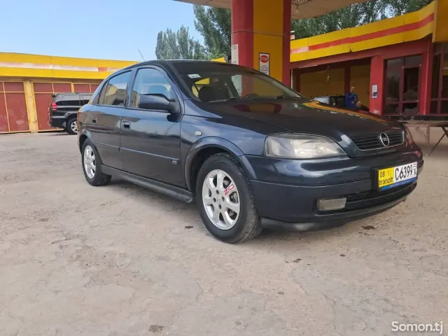 Opel Astra G 2002 · 1.6 MT