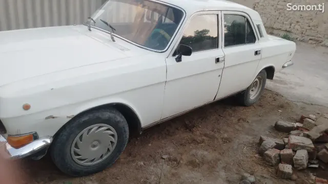 ГАЗ 2410 1989 · 2.0 MT