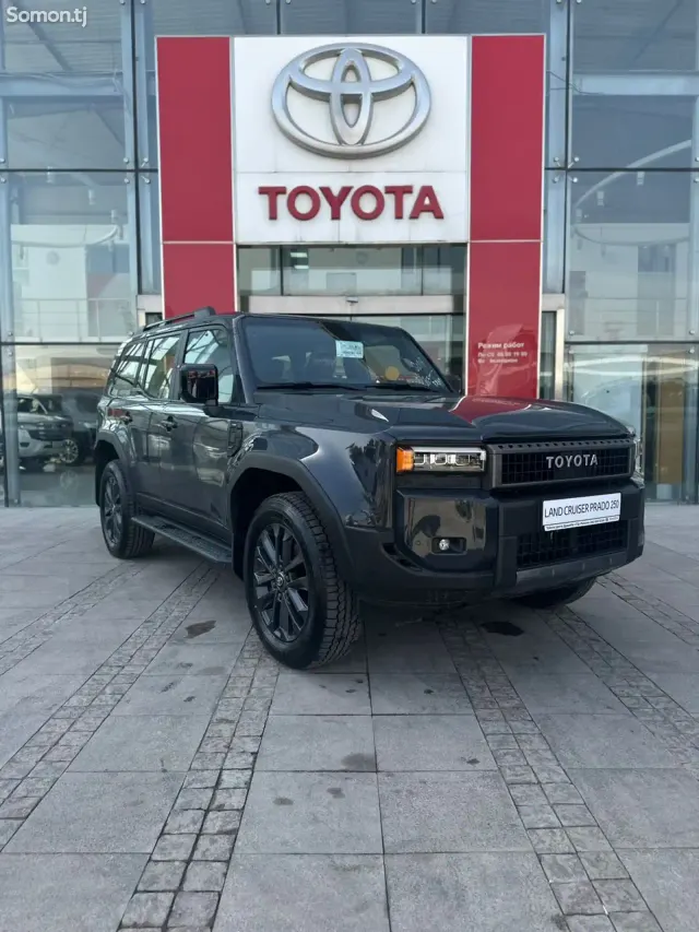 Toyota Land Cruiser Prado 2025 · 2.4 AT