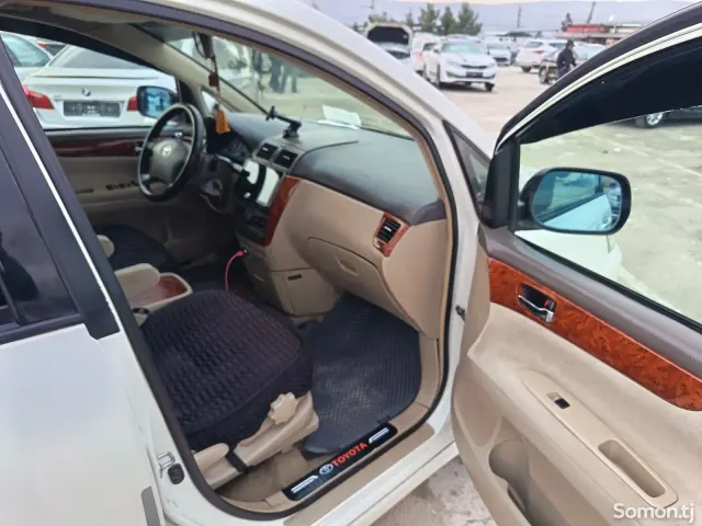 Toyota Ipsum 2006 · 2.4 AT