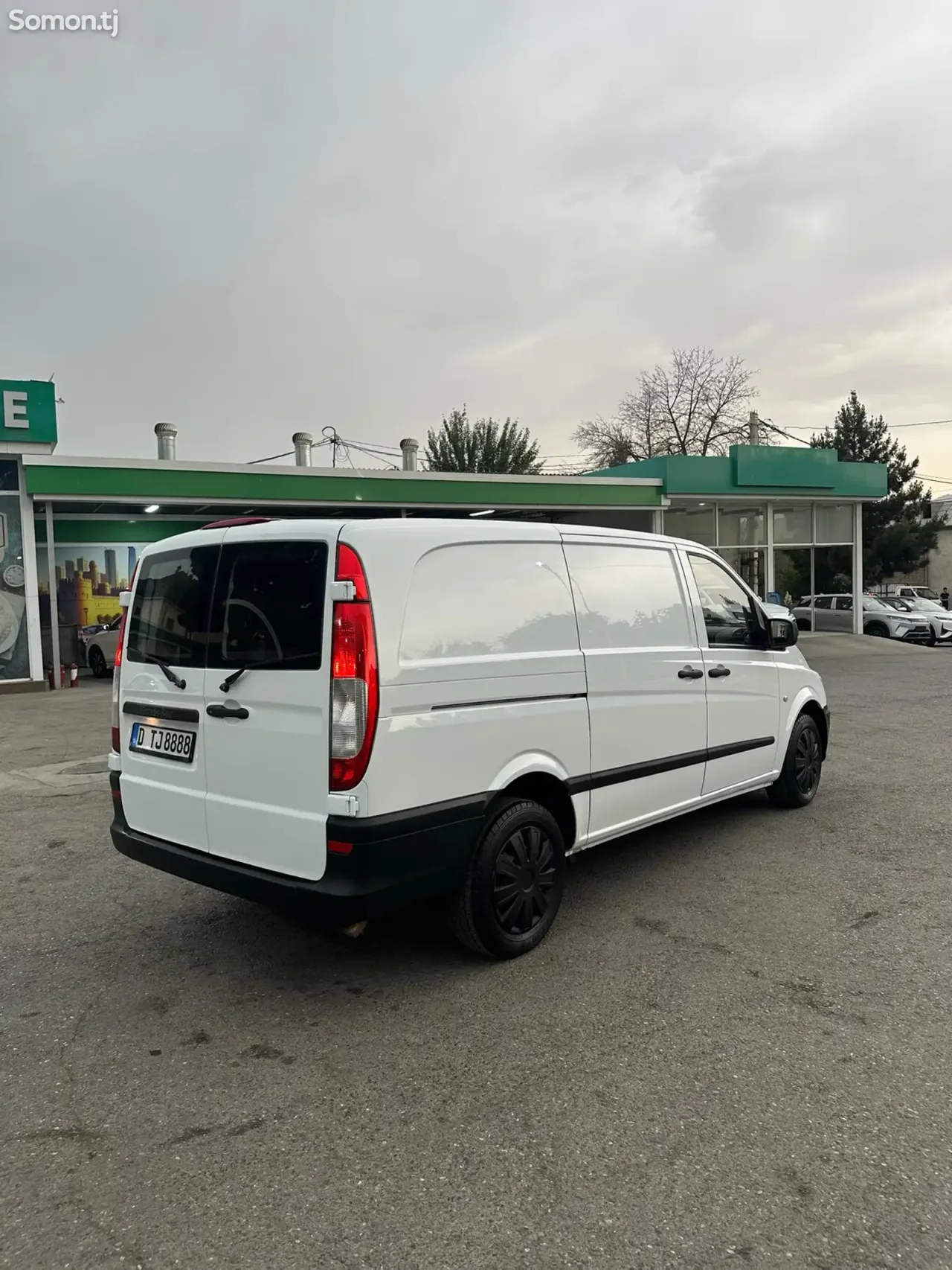 Mercedes-Benz Viano 2014 · 2.2 MT