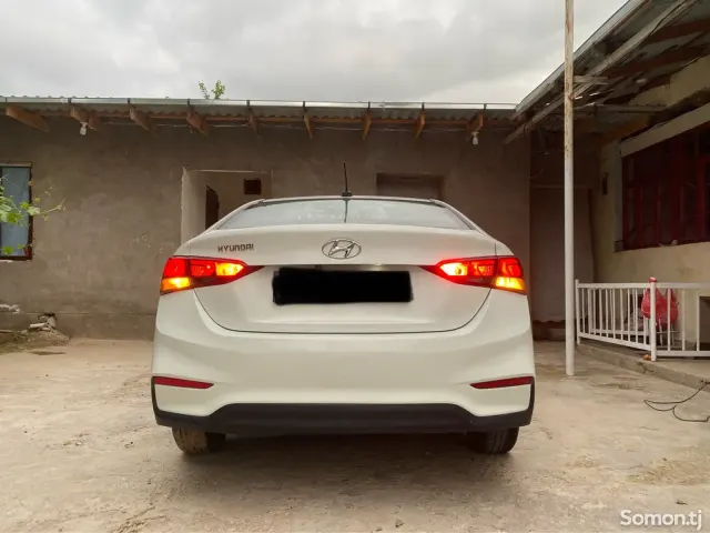 Hyundai Solaris 2019 · 1.6 AT