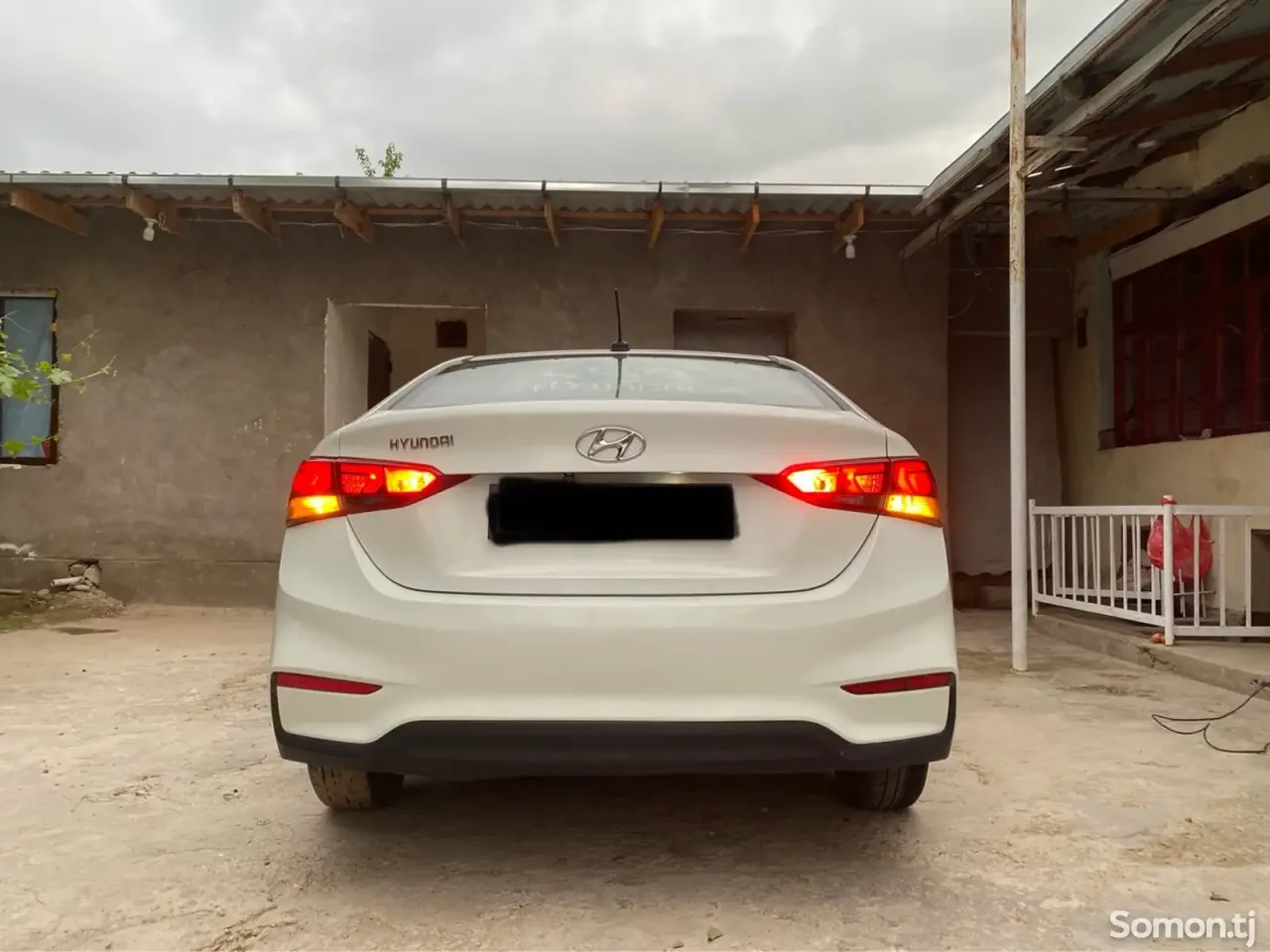 Hyundai Solaris 2019 · 1.6 AT
