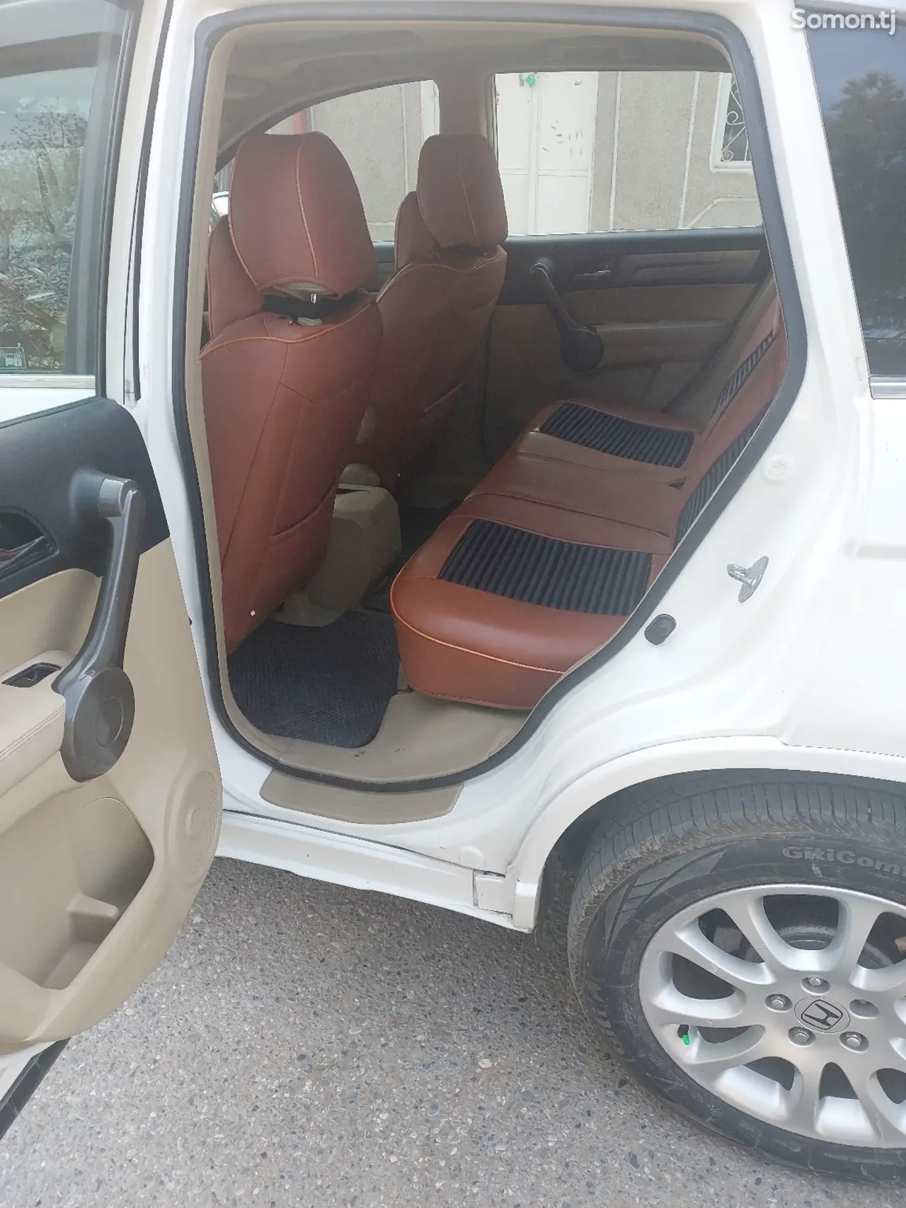 Honda CR-V 2008 · 2.4 AT