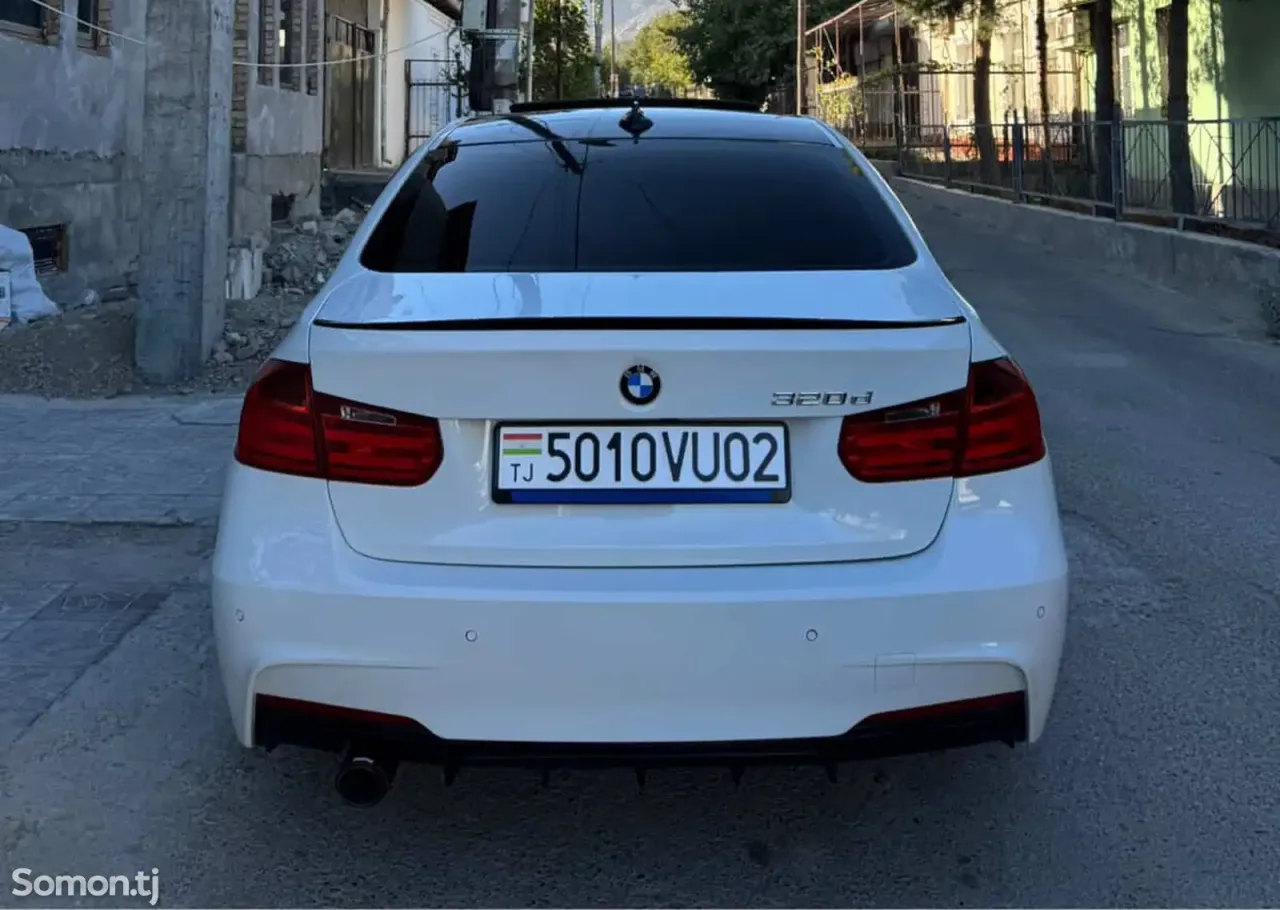 BMW 3 series 2014 · 2.0 AT
