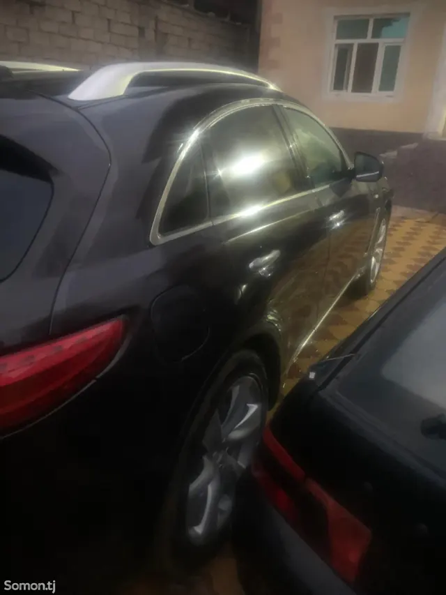 Infiniti FX series 2012 · 3.7 AT