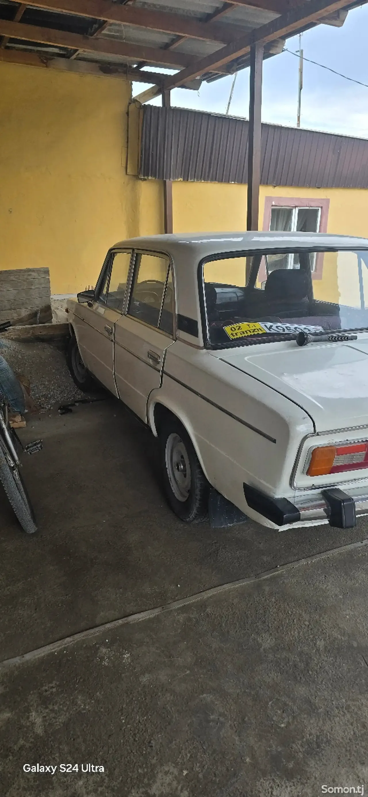 Lada (ВАЗ) 2106 1982 · 1.6 MT