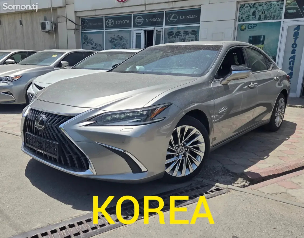Lexus ES series 2024 · 2.5 AT