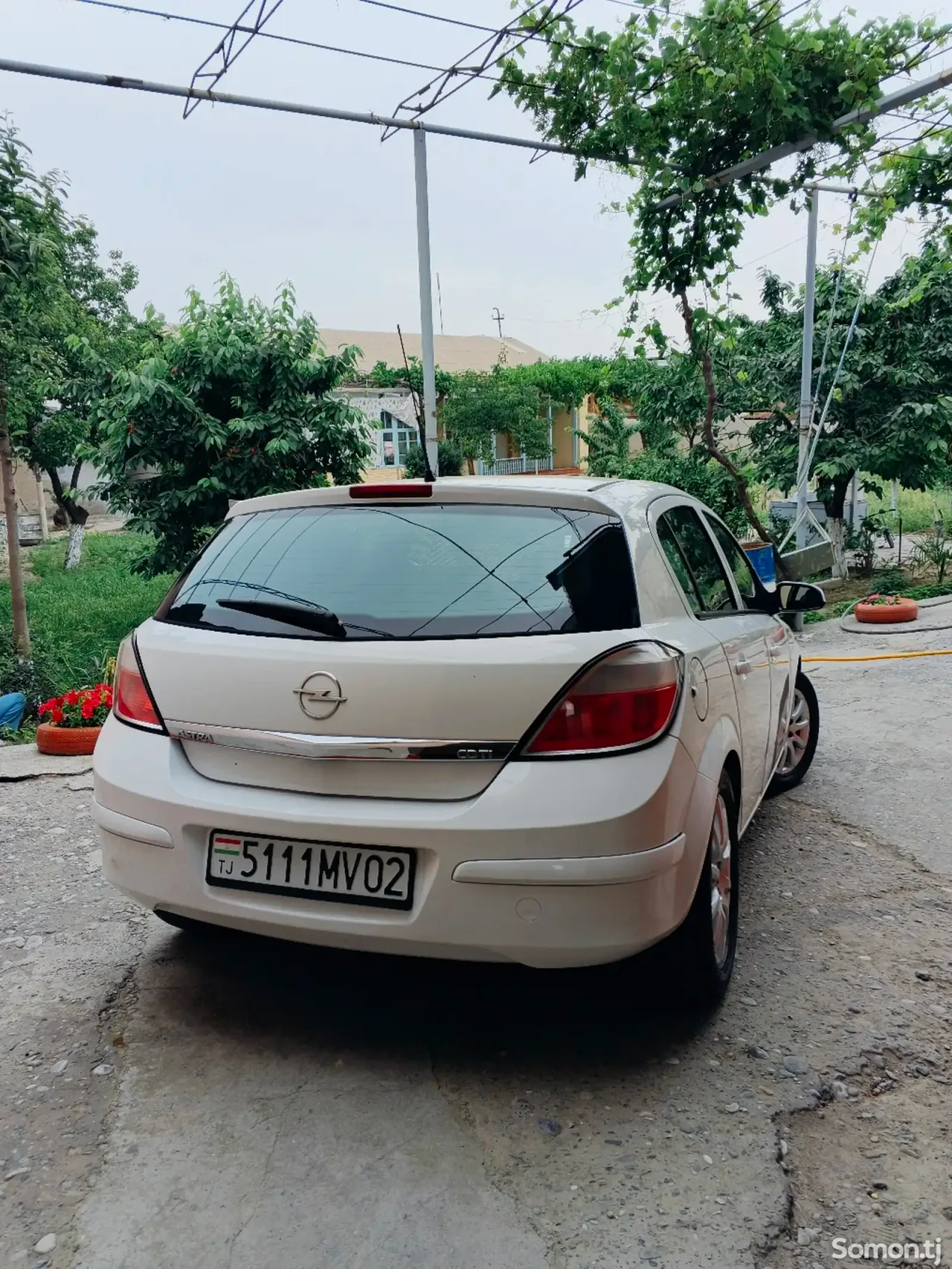 Opel Astra H 2006 · 1.3 MT