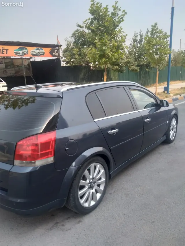Opel Signum 2008 · 2.2 MT