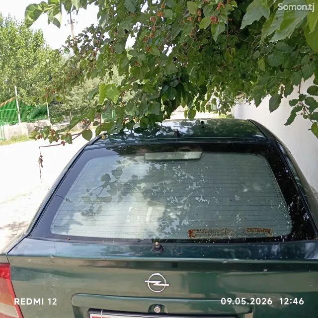 Opel Astra G 2000 · 1.6 MT