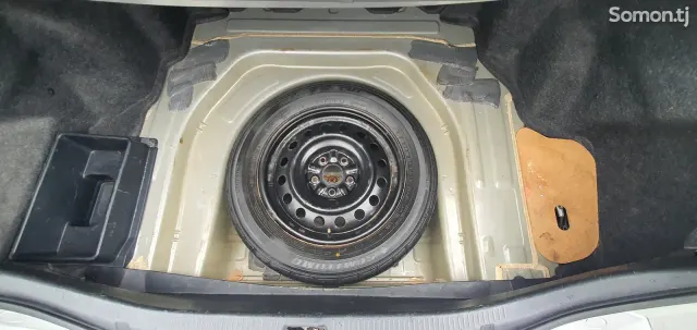 Toyota Camry 2010 · 2.5 AT