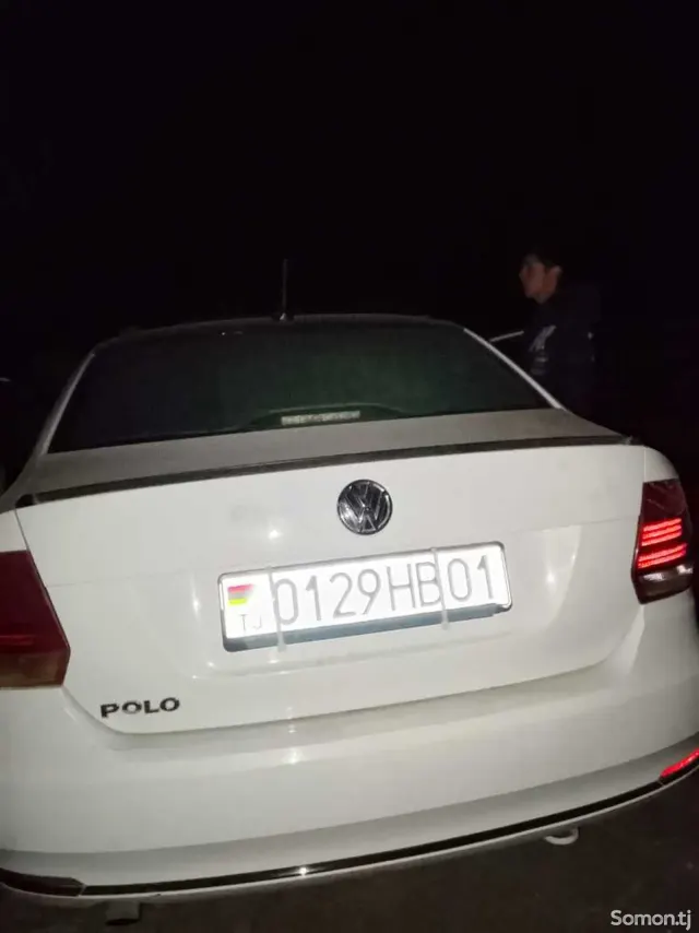 Volkswagen Polo 2019 · 1.6 AT