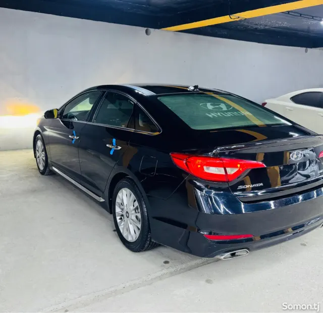 Hyundai Sonata 2015 · 2.0 AT