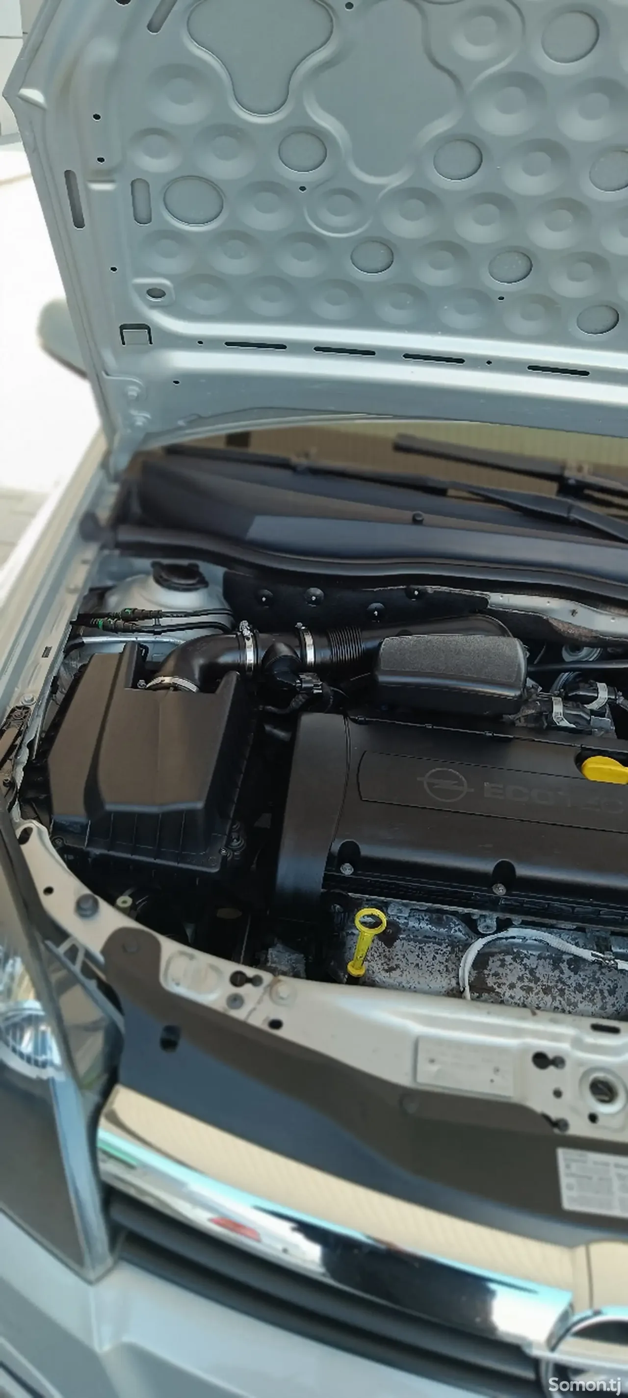Opel Astra H 2006 · 1.6 MT