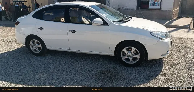 Hyundai Avante 2010 · 1.6 AT