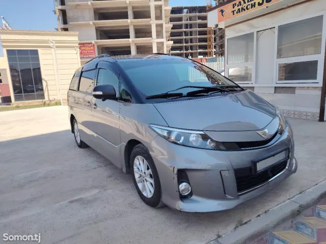 Toyota Estima 2015 · 2.4 CVT
