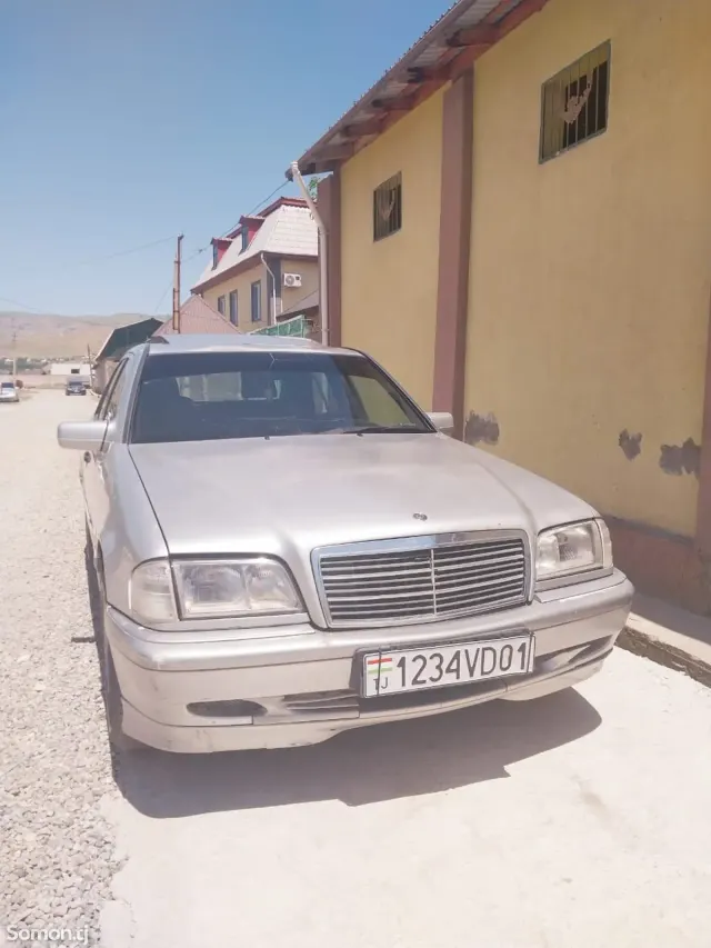 Mercedes-Benz C class 1998 · 1.8 MT