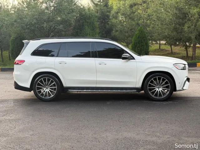 Mercedes-Benz GLS 2020 · 5.8 AT