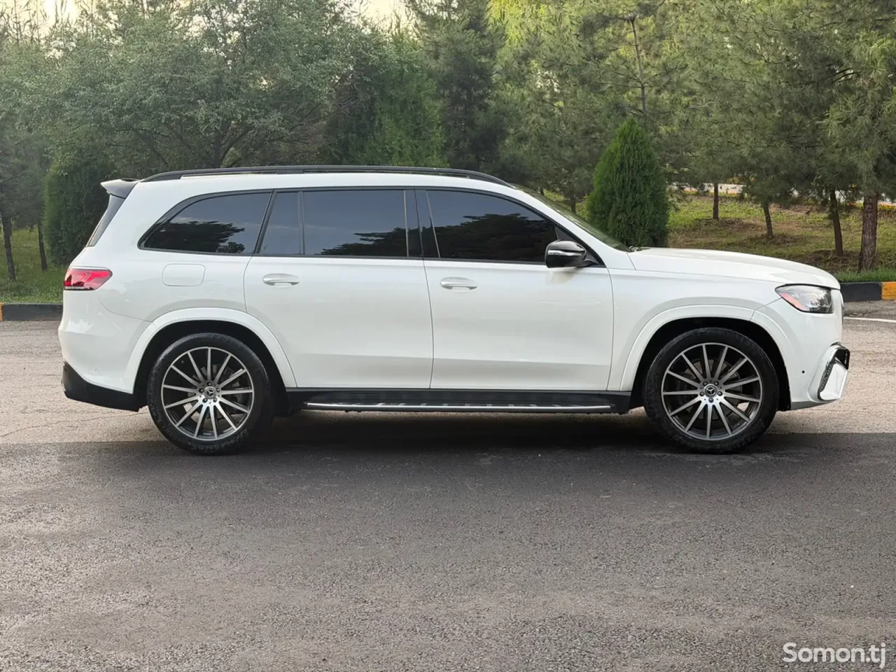 Mercedes-Benz GLS 2020 · 5.8 AT