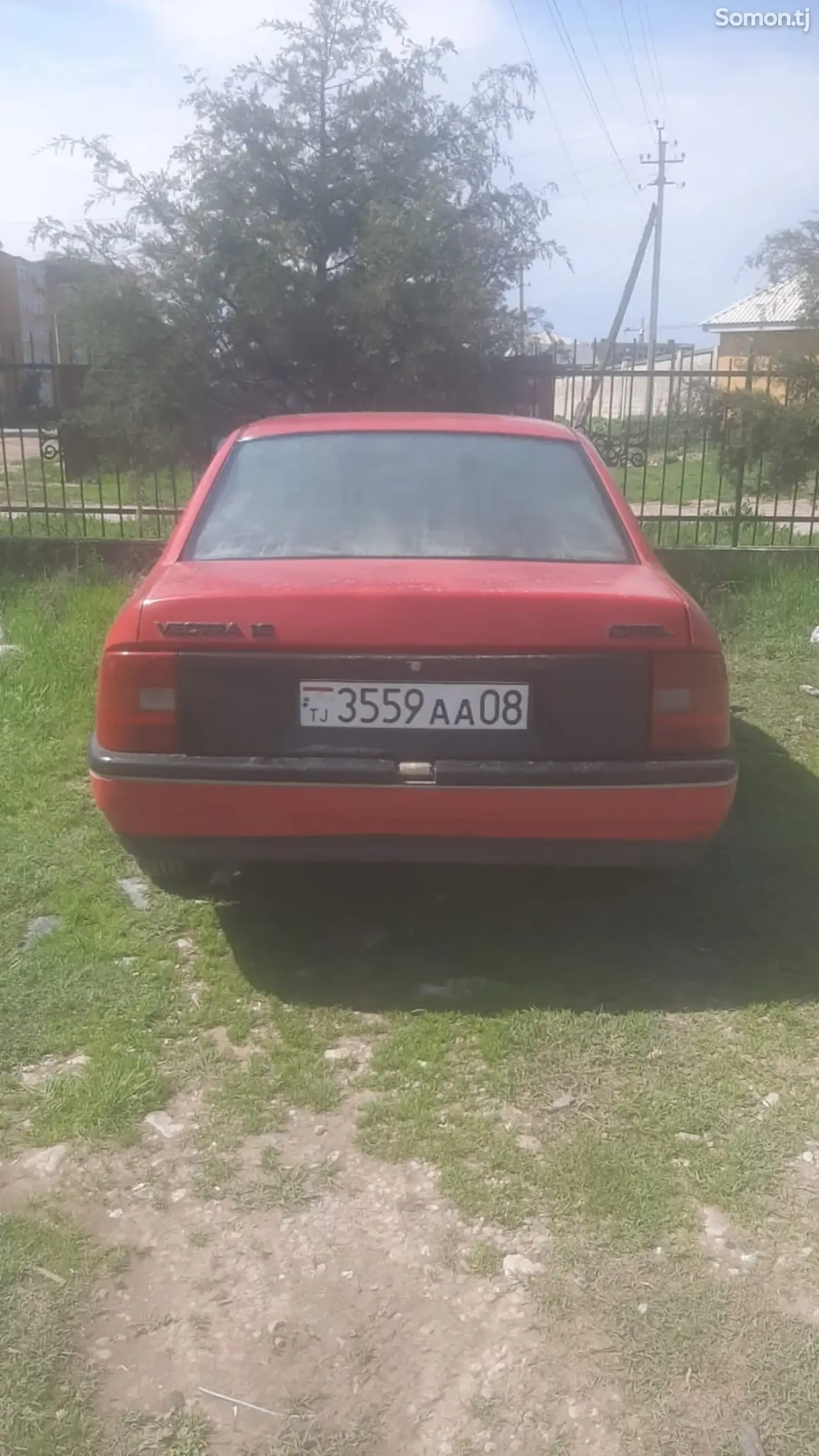 Opel Vectra A 1991 · 1.6 MT
