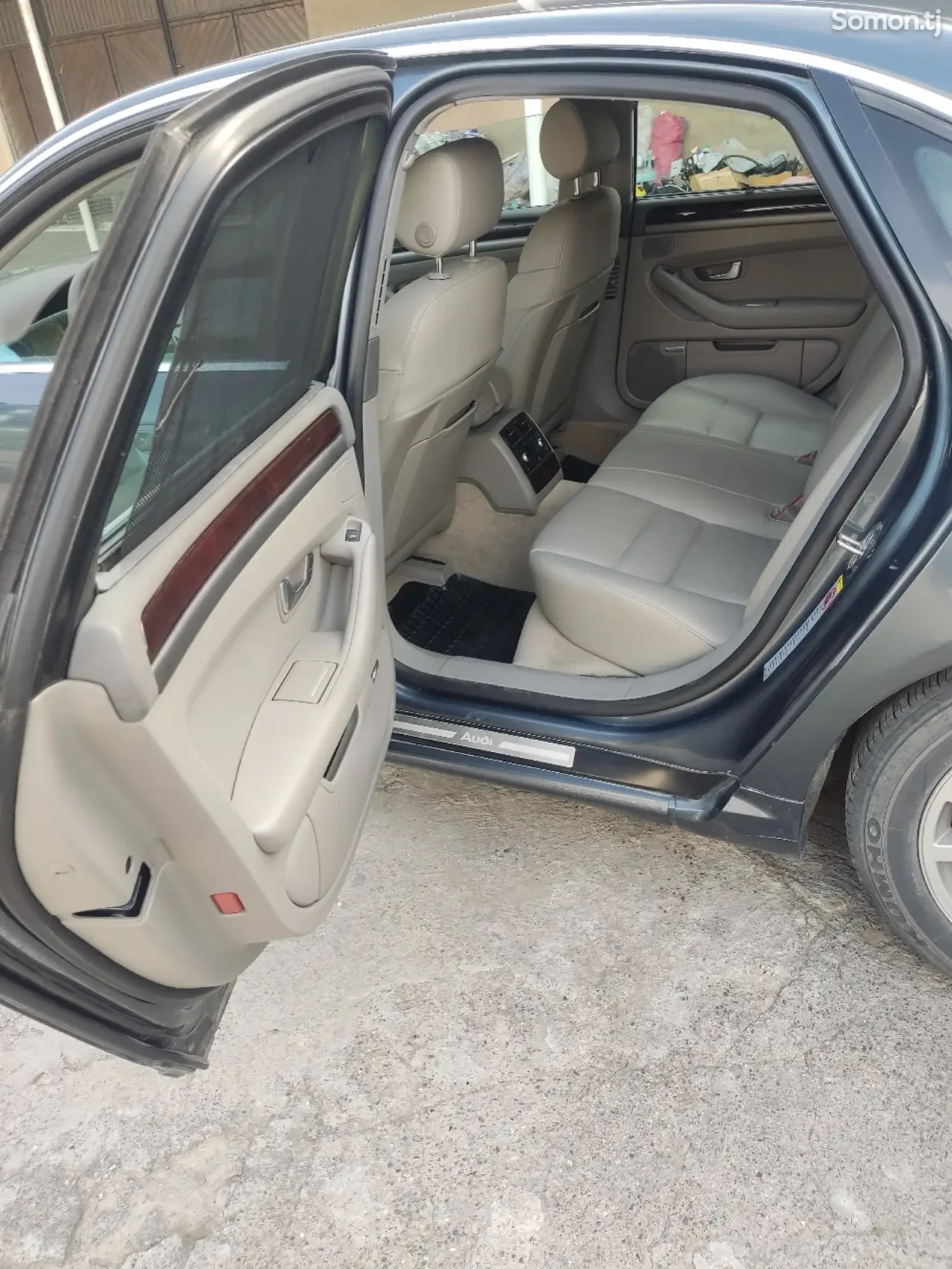 Audi A8 2006 · 4.2 AT