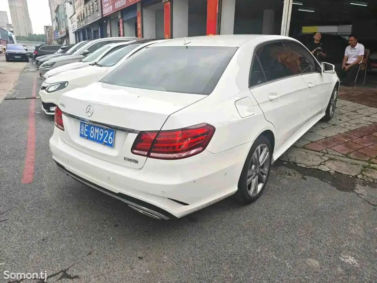 Mercedes-Benz E class 2015 · 2.0 AT