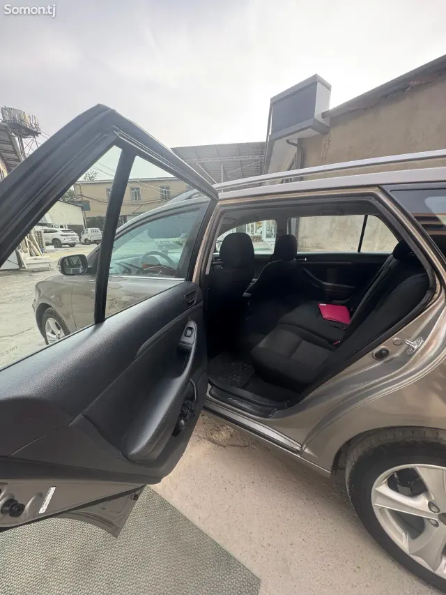 Toyota Avensis 2007 · 1.8 MT