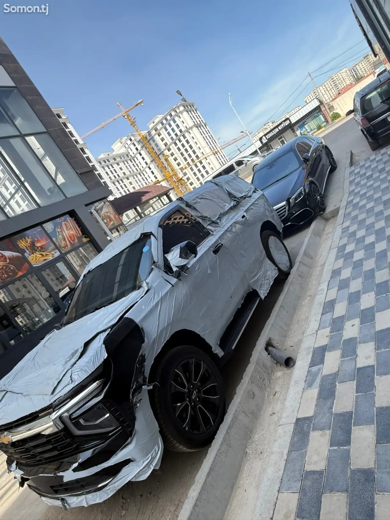 Chevrolet Tahoe 2025 · 5.2 AT