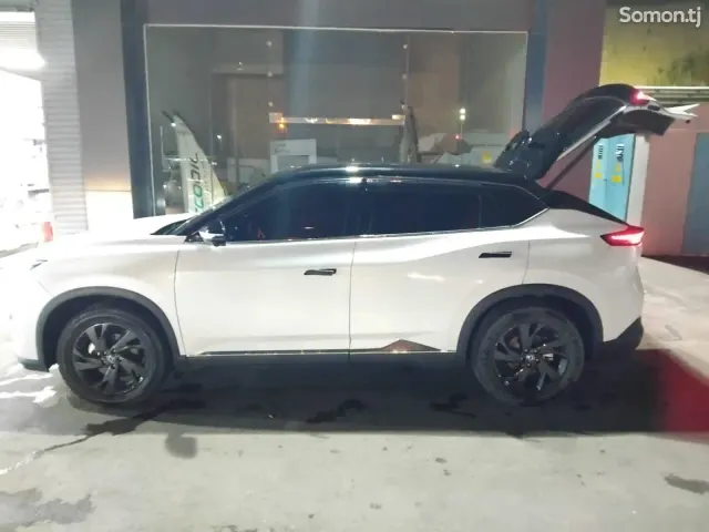 Dongfeng L7 2025 · AT