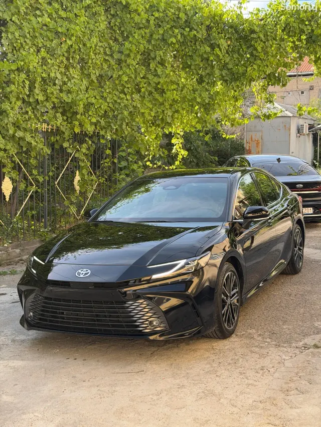 Toyota Camry 2026 · 2.5 AT