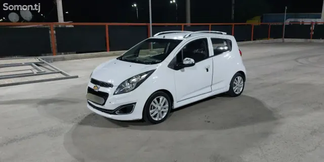 Chevrolet Spark 2016 · 1.3 AT