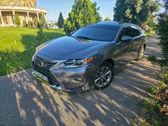 Lexus ES series 2014 · 3.0 AT