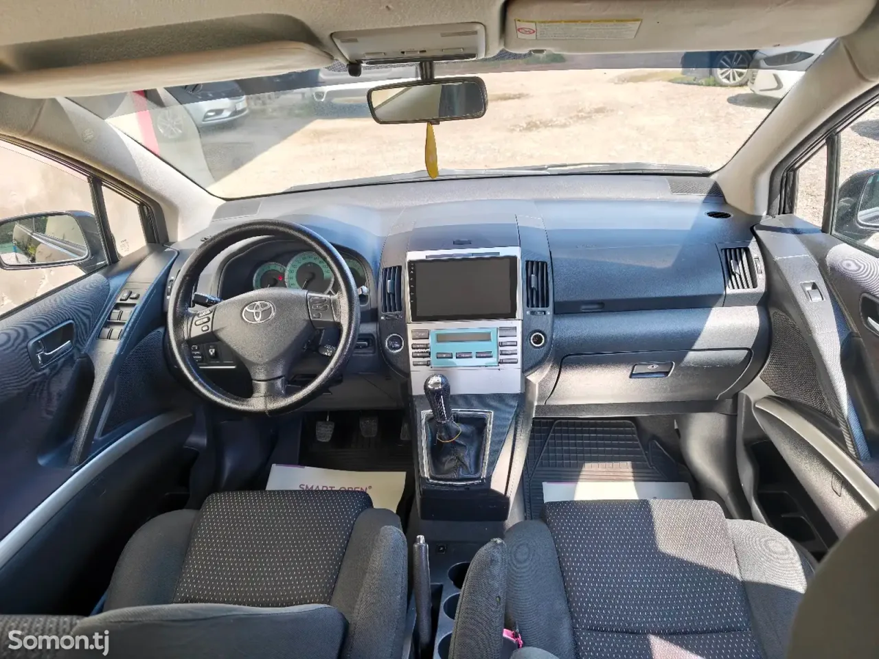 Toyota Corolla Verso 2007 · 1.8 MT