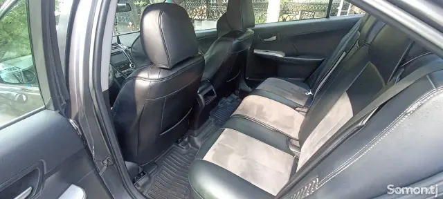 Toyota Camry 2014 · 2.5 AT