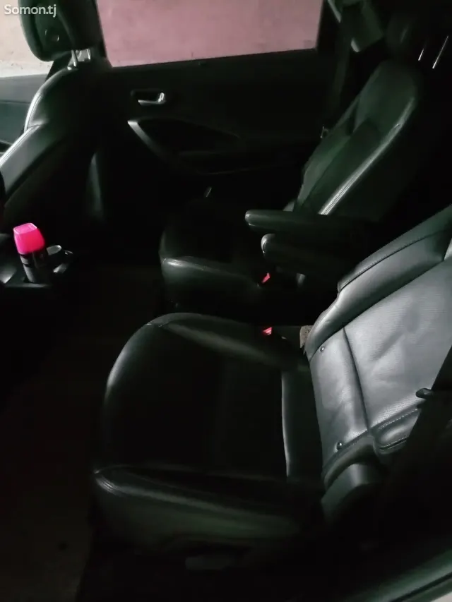 Hyundai Santa Fe 2016 · 2.2 AT