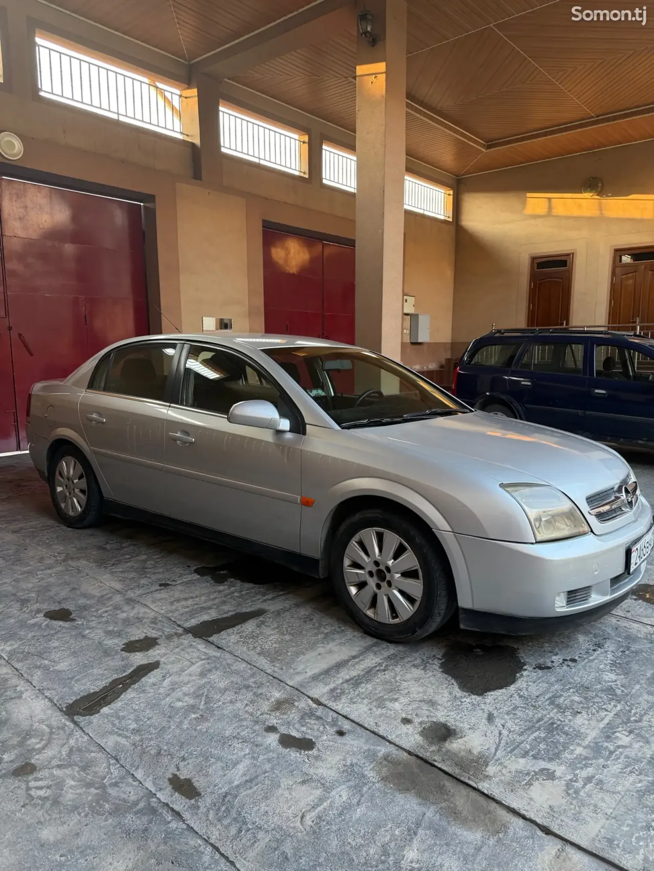 Opel Vectra C 2002 · 2.2 AT