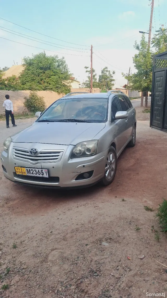Toyota Avensis 2006 · 2.0 MT