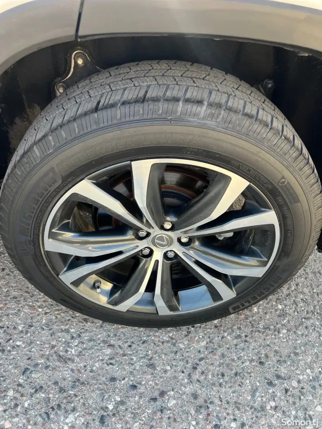 Lexus RX series 2017 · 3.5 AT