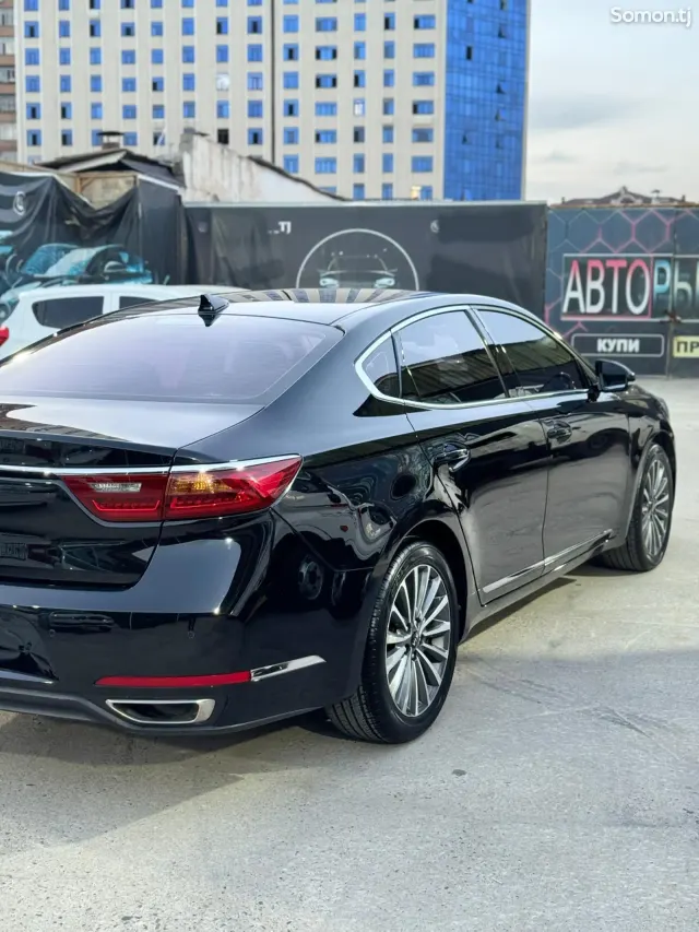 Kia K7 2016 · 2.4 AT