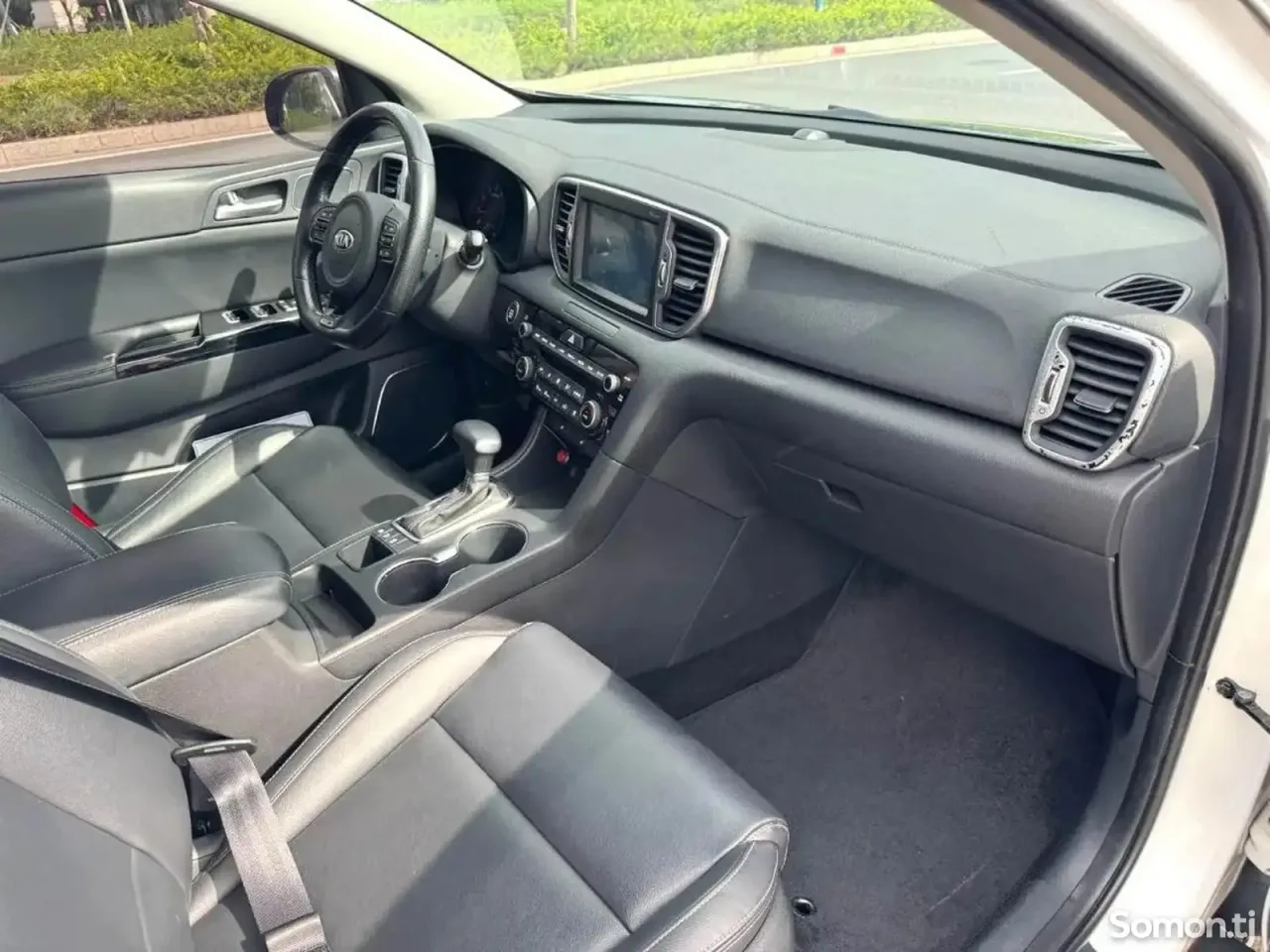 Kia Sportage 2016 · 1.6 AT