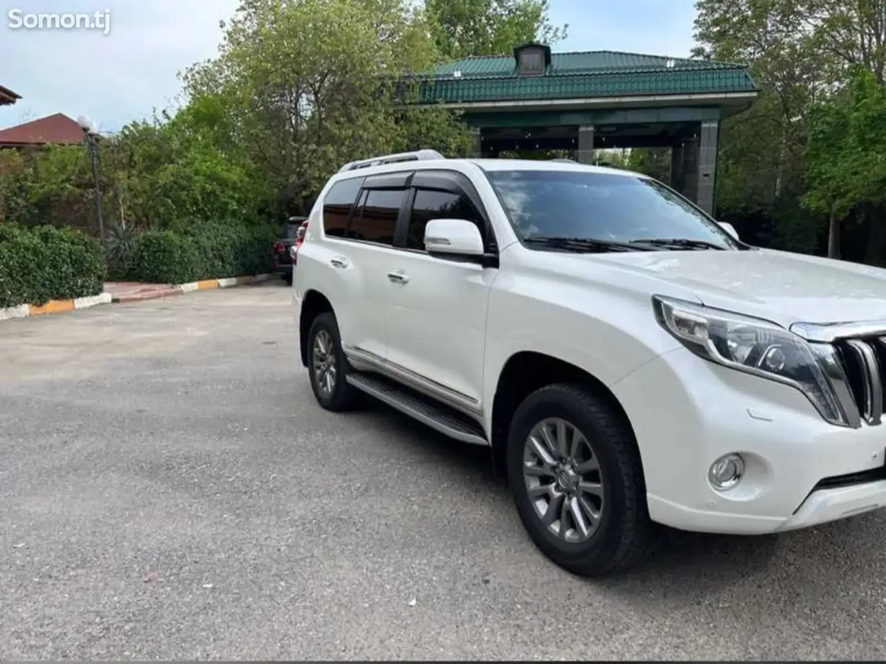 Toyota Land Cruiser Prado 2014 · 4.0 AT