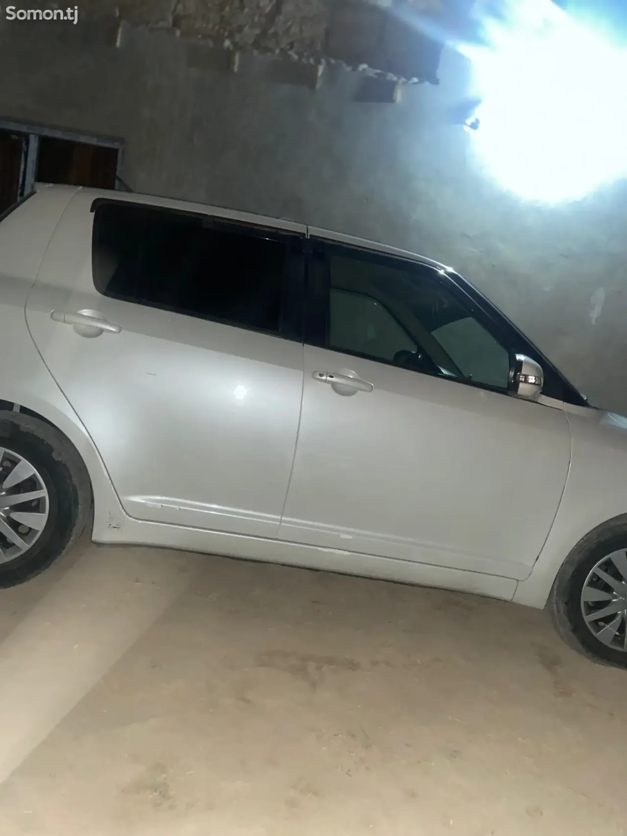 Suzuki Swift 2007 · 1.3 AT