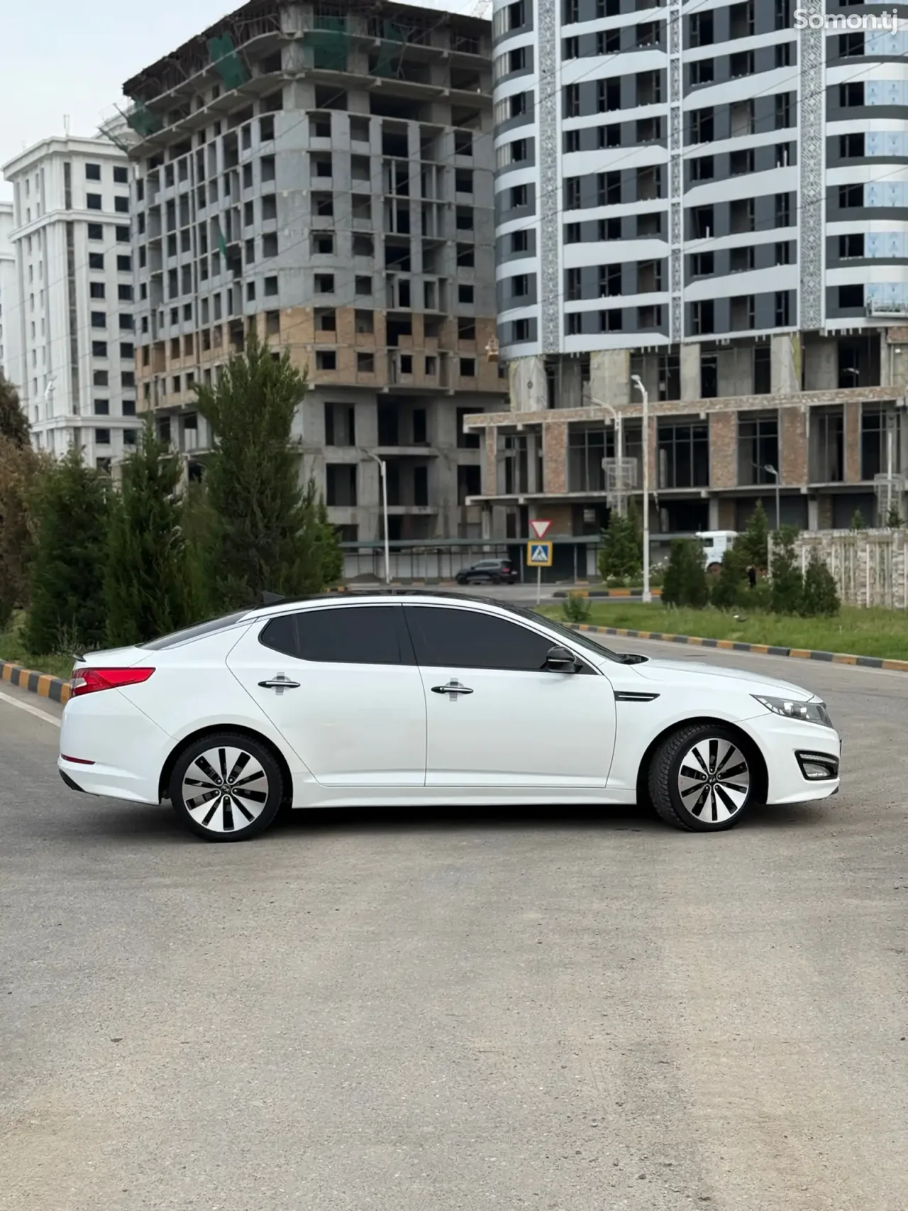Kia K5 2012 · 2.5 AT