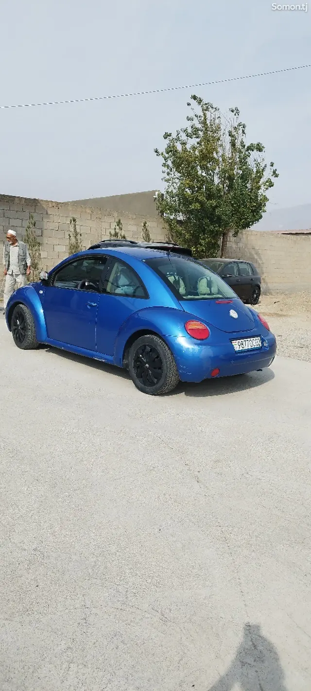 Volkswagen Beetle 2000 · 2.0 AT