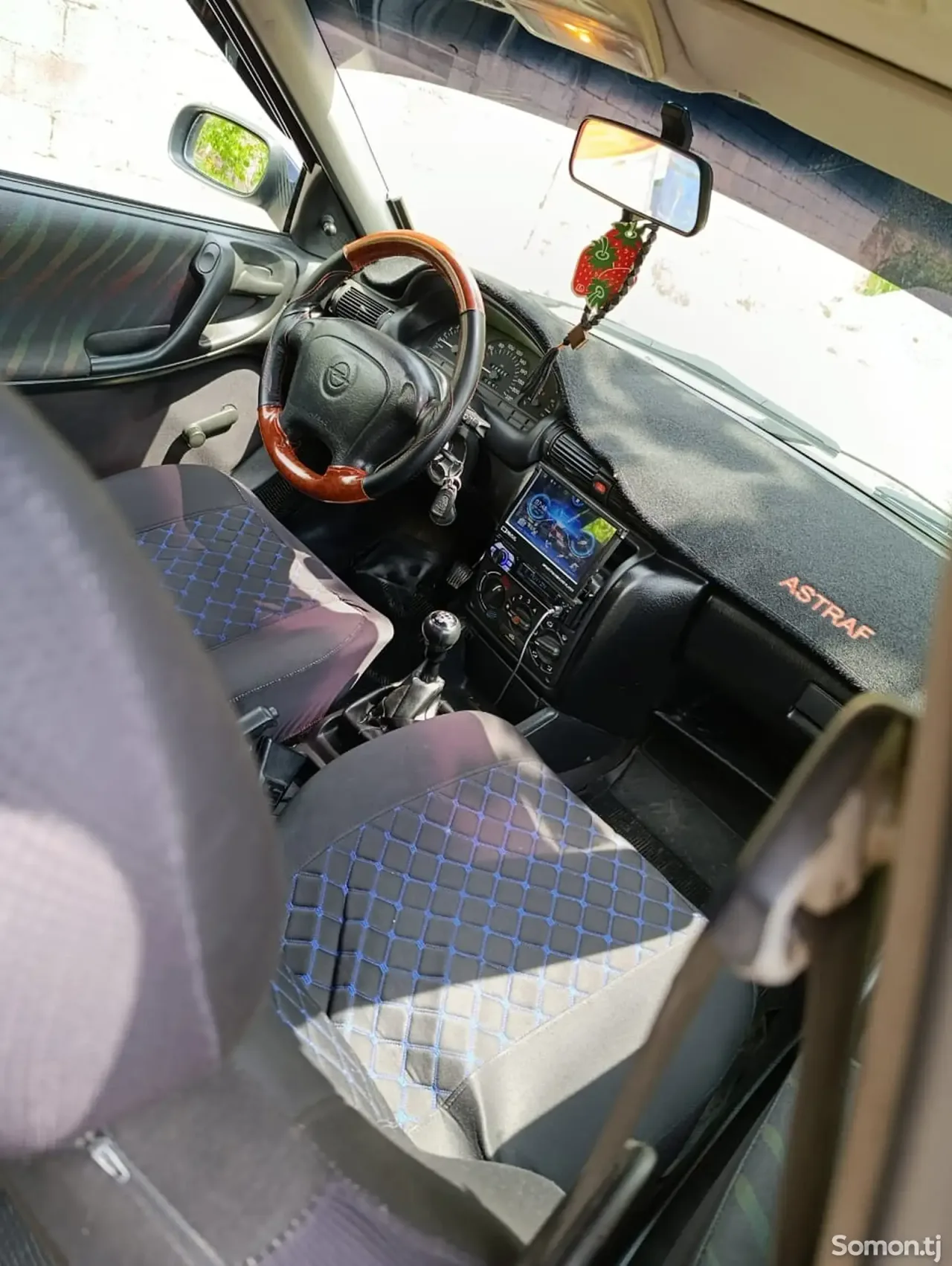 Opel Astra F 1997 · 1.6 MT