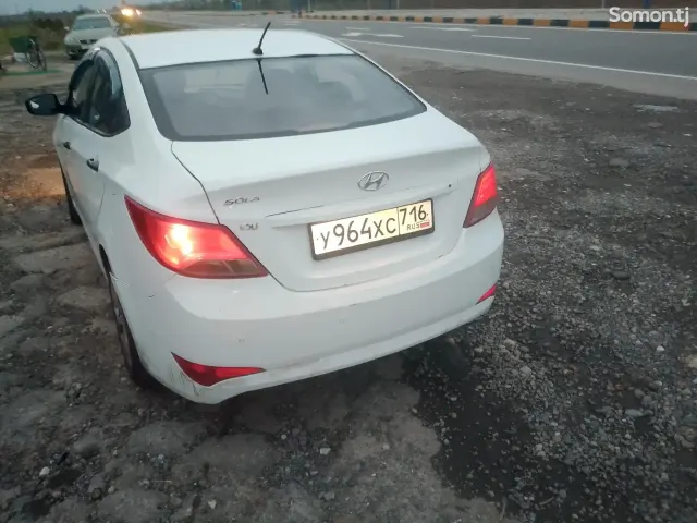 Hyundai Solaris 2017 · 1.4 MT