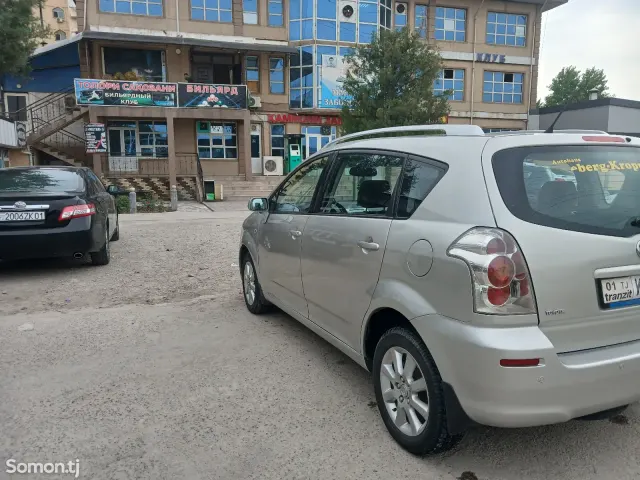 Toyota Corolla Verso 2006 · 1.8 MT