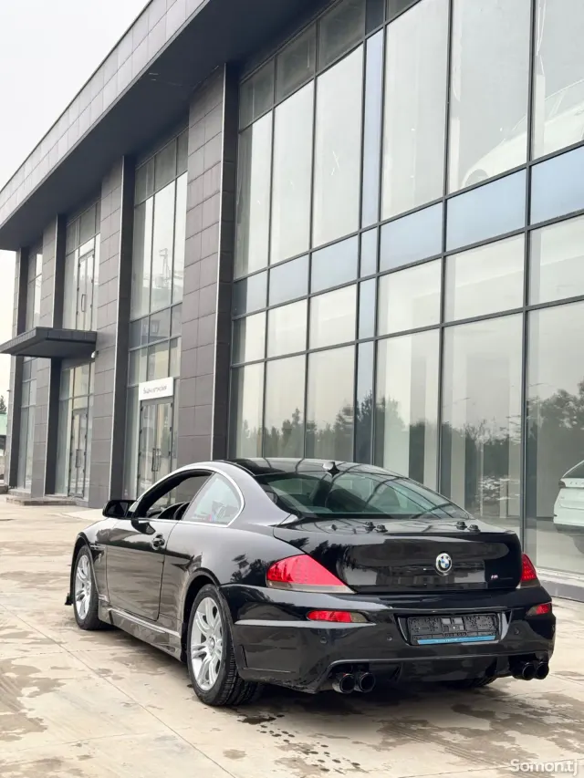 BMW M6 2007 · 4.8 AT