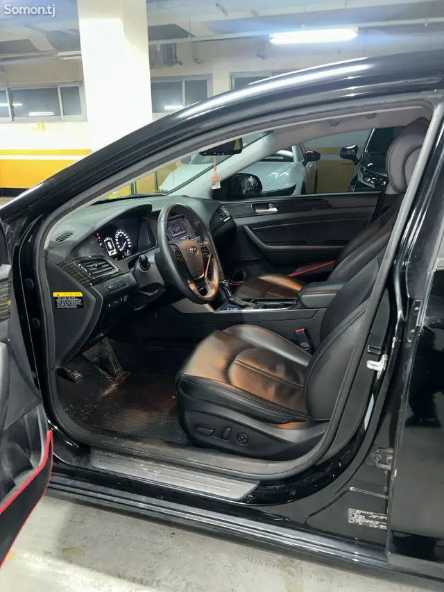 Hyundai Sonata 2014 · 2.0 AT